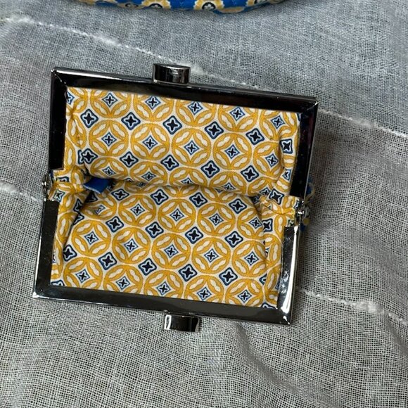 Vera Bradley Riviera Blue Pattern Hinged Kiss Lock Coin Purse Designer NWOT - Picture 6 of 7